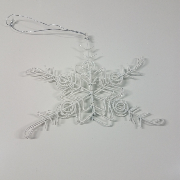 White Large Metal Snowflake Christmas Decor - Picture 5 of 5